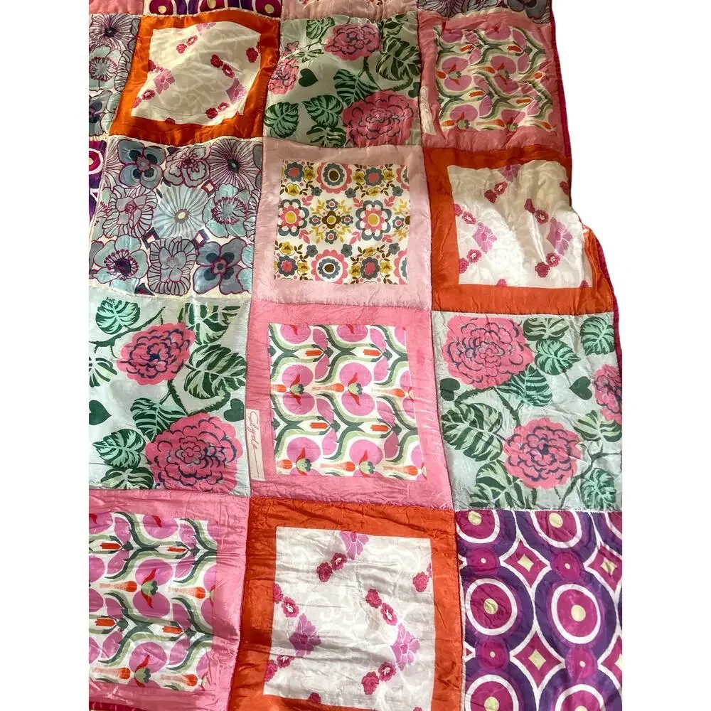 Vintage Y2K Urban Outfitters Pink Satin Floral Boho Psychedelic Elle Woods Quilt